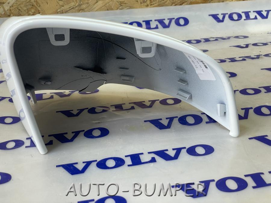 Volvo XC40 2017- Крышка зеркала правая 39847295